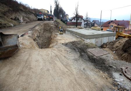 PRENOVA LJUBLJANSKE CESTE NA RAKEKU 02 FOTO LJUBO VUKELIČ